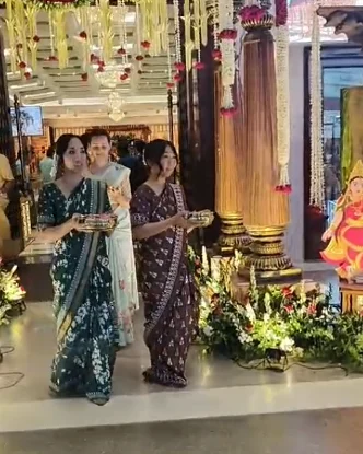 Video testimonial thumbnail: Divya weds Srinand
